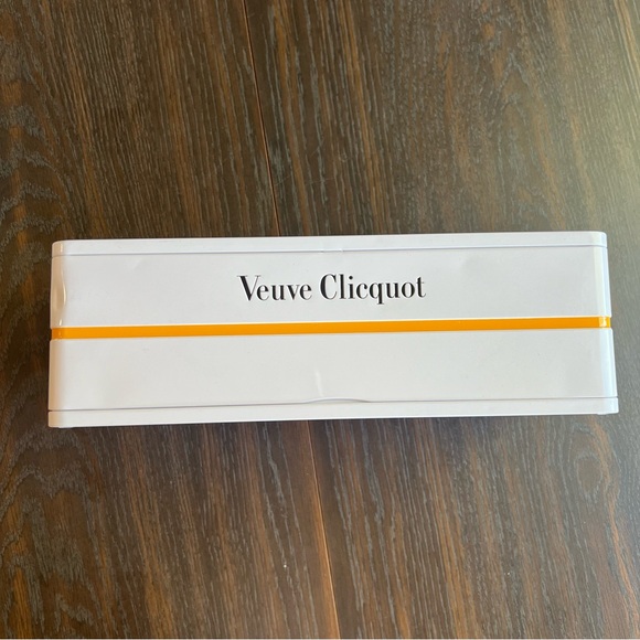 Veuve Clicquot Metal Cassette Collectible Box - Picture 2 of 4